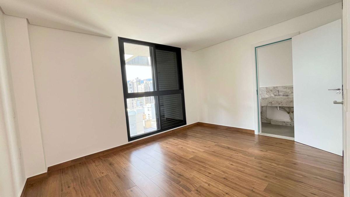 Cobertura, Lourdes, 3 Quartos, 5 Vagas, 3 Suítes