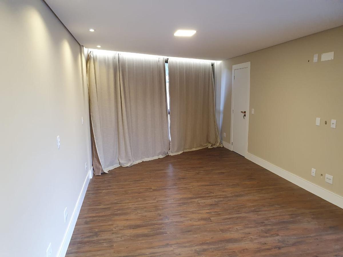 Casa, Alphaville - Lagoa dos Ingleses, 5 Quartos, 4 Vagas, 1 Suíte