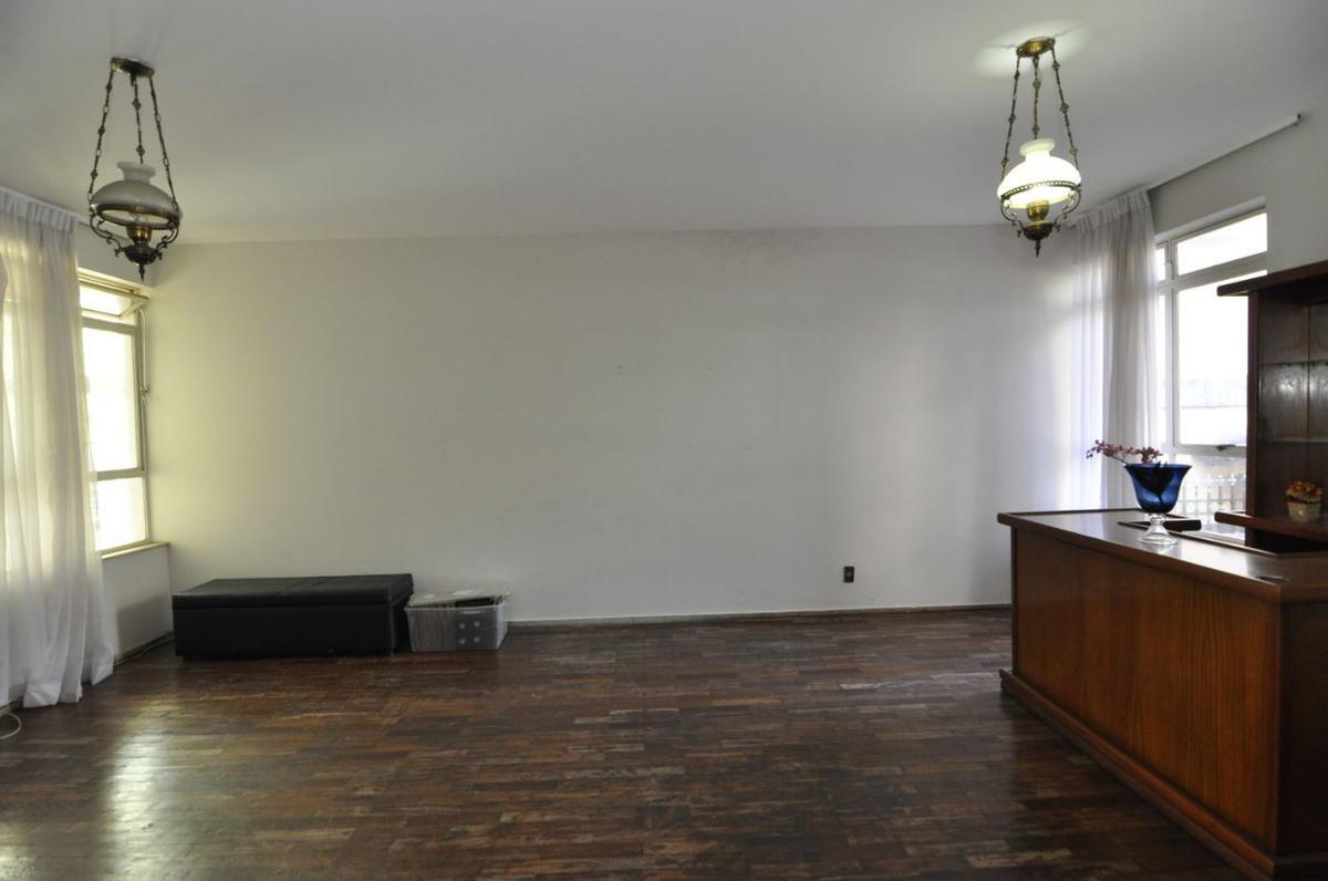 Casa, São José, 5 Quartos, 4 Vagas, 2 Suítes