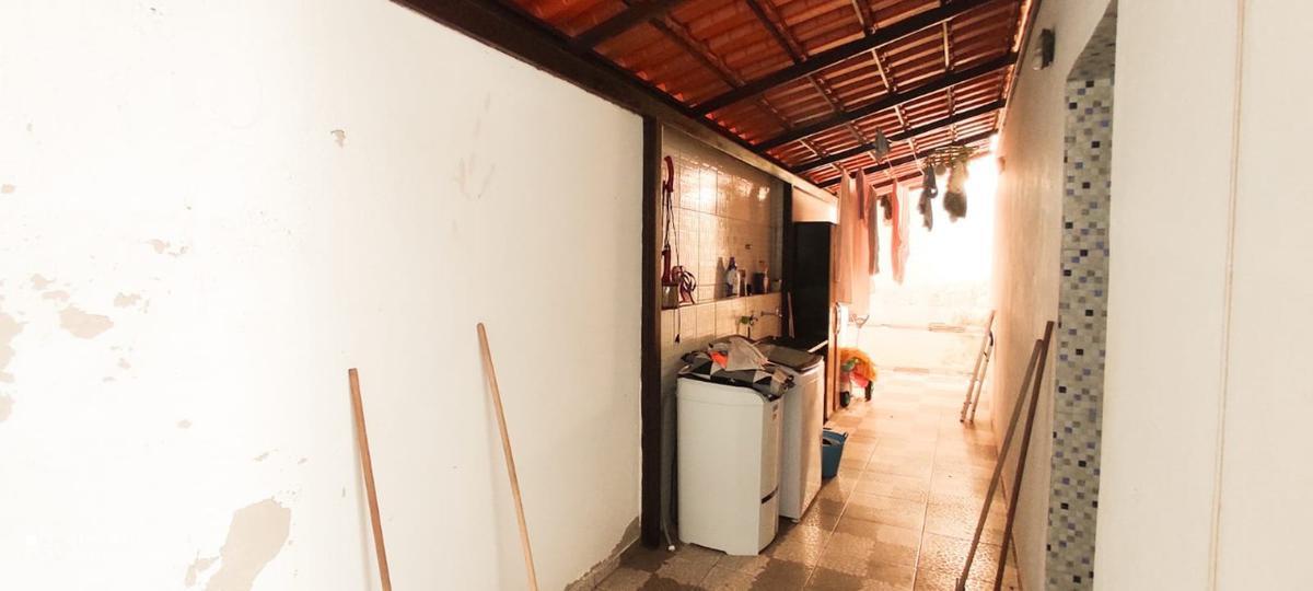 Casa, Jardim Vitória, 3 Quartos, 3 Vagas, 1 Suíte
