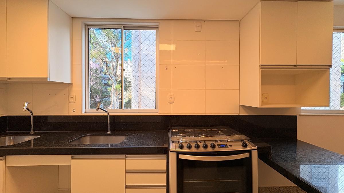Apartamento, Serra, 2 Quartos, 2 Vagas, 1 Suíte