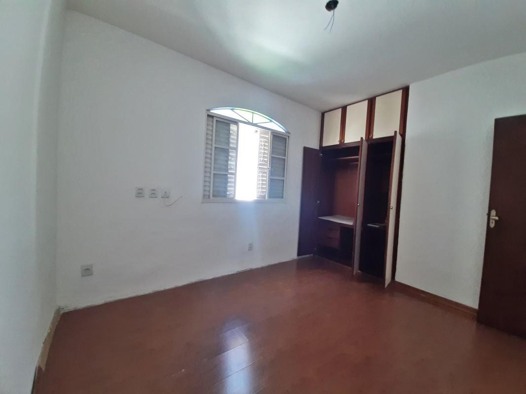 Casa, Alto Barroca, 3 Quartos, 2 Vagas, 1 Suíte