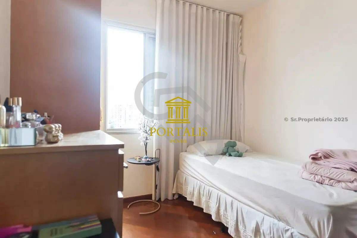 Cobertura, Estoril, 2 Quartos, 2 Vagas, 1 Suíte