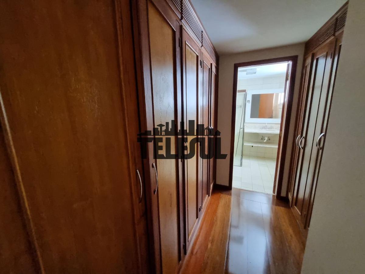 Casa, Vila Pinto, 5 Quartos, 4 Vagas, 4 Suítes