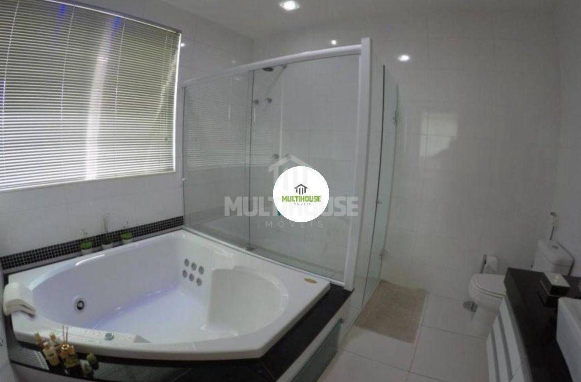 Casa, Centro, 5 Quartos, 4 Vagas, 5 Suítes