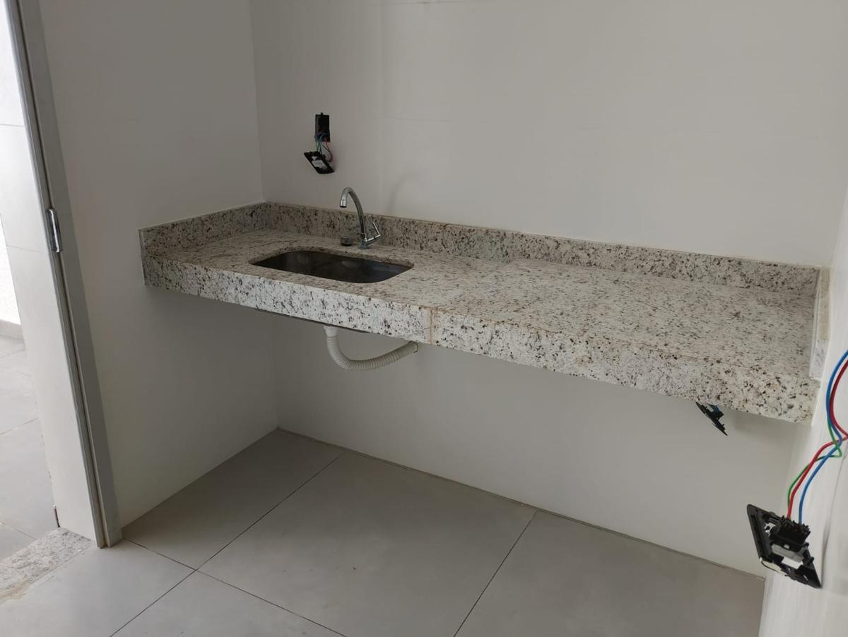 Casa, Jardim Leblon, 2 Quartos, 2 Vagas