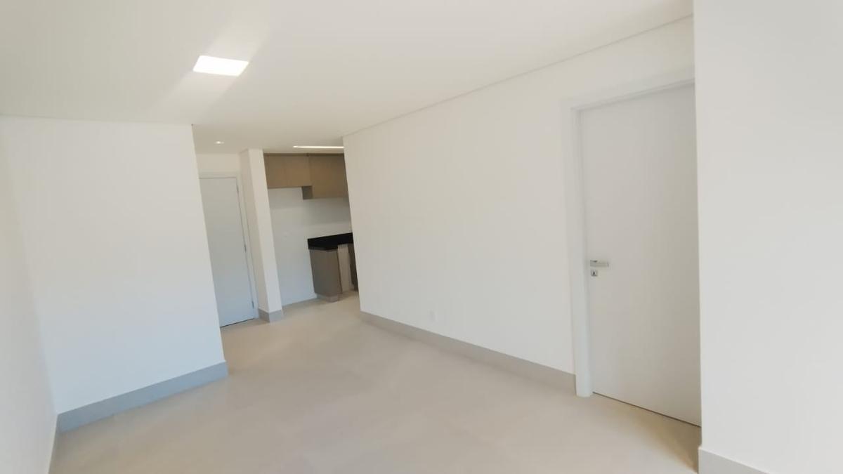Apartamento, Sagrada Família, 3 Quartos, 2 Vagas, 1 Suíte