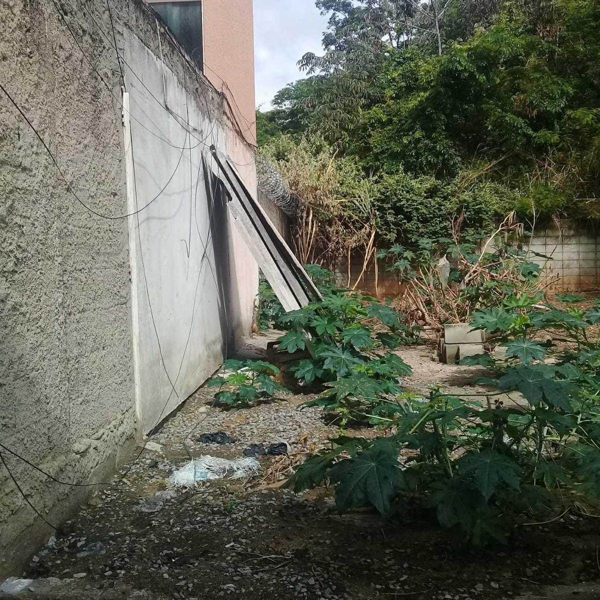 Lote, Jardim Vitória, 0 Quarto, 0 Vaga