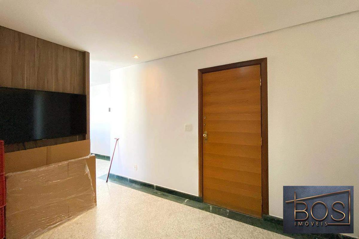 Apartamento, Coração de Jesus, 4 Quartos, 2 Vagas, 1 Suíte