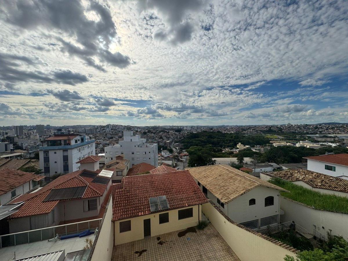 Apartamento, Fernão Dias, 2 Quartos, 0 Vaga, 1 Suíte