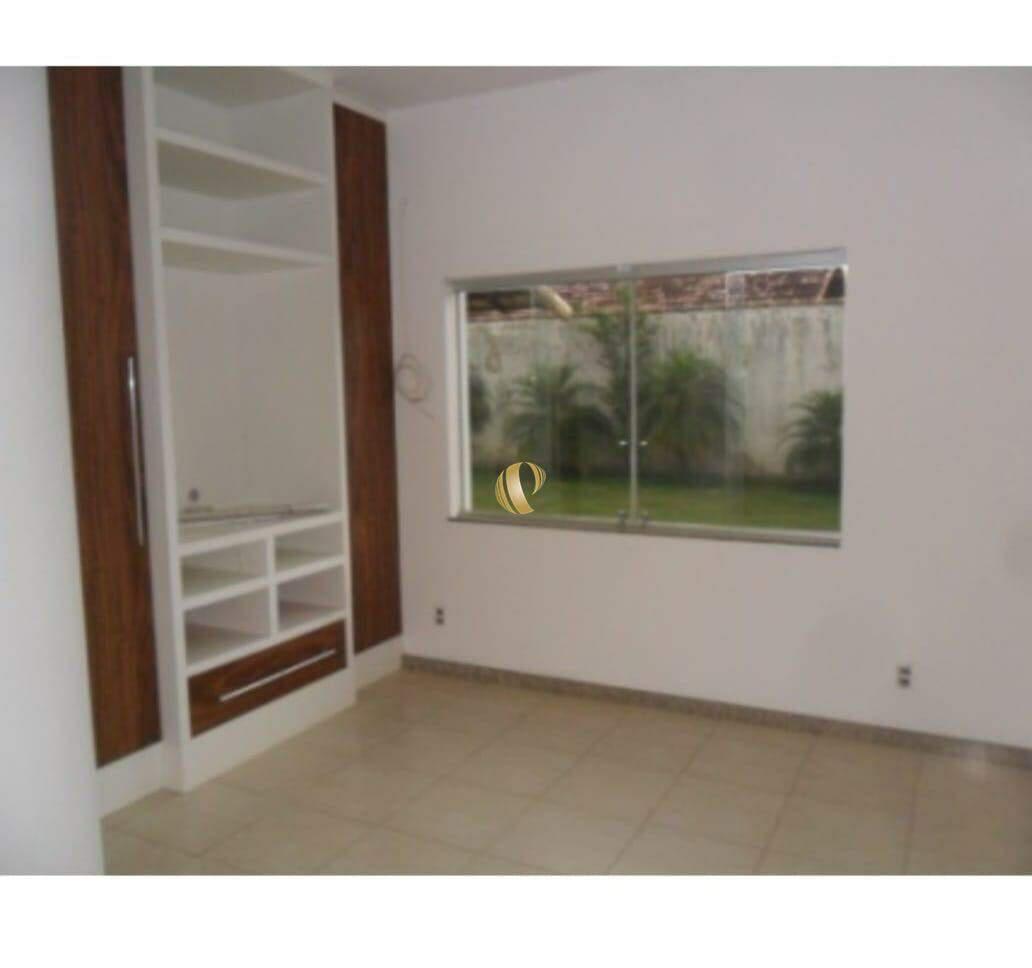Casa, Santa Rita de Cássia, 4 Quartos, 2 Vagas, 2 Suítes