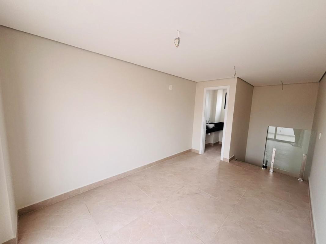 Cobertura, Sagrada Família, 1 Quarto, 1 Vaga