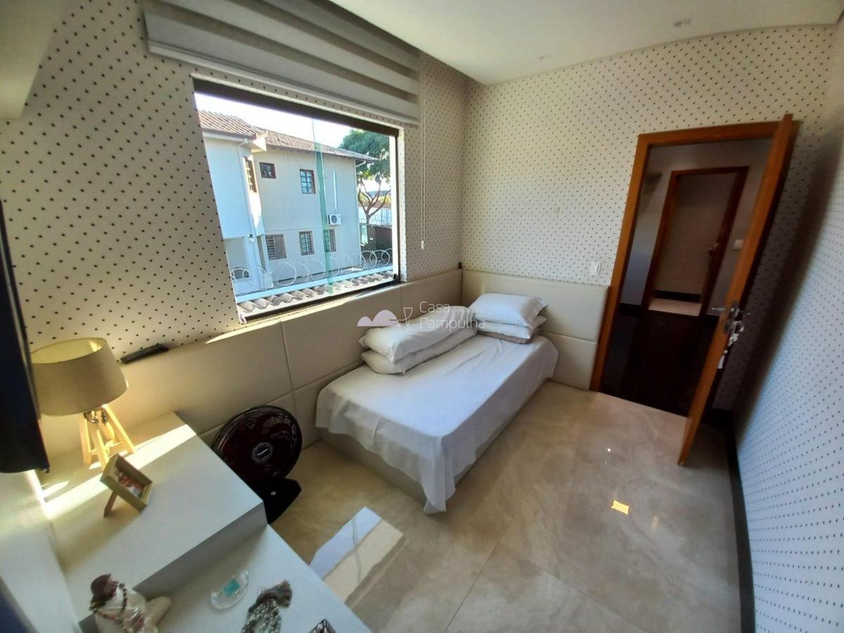 Casa, Santa Amélia, 3 Quartos, 6 Vagas, 2 Suítes