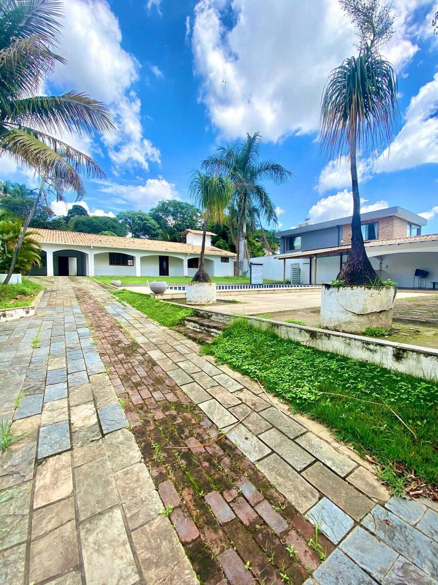 Casa, Braúnas, 3 Quartos, 8 Vagas, 2 Suítes