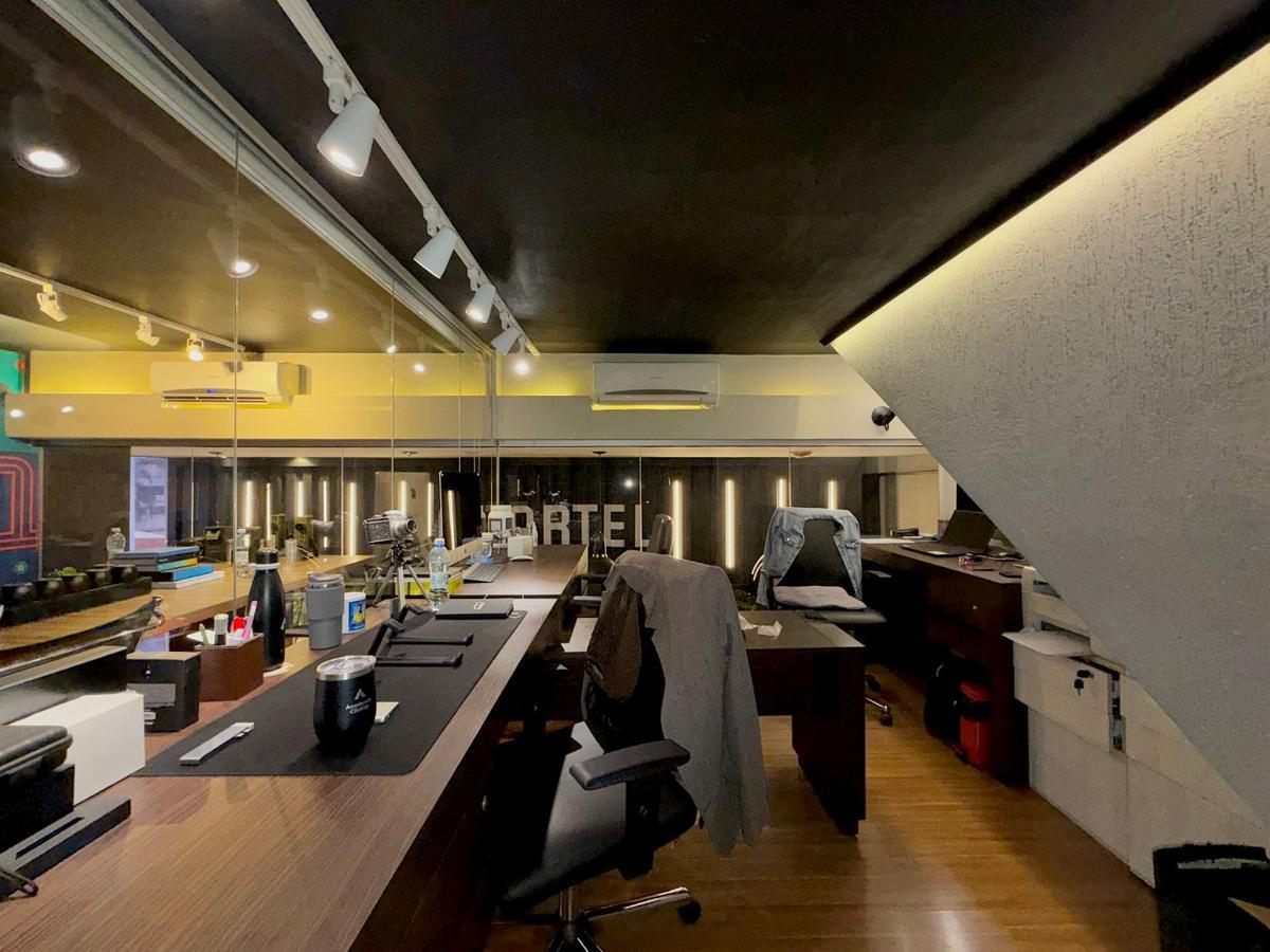 Sala, São José, 0 Quarto, 2 Vagas