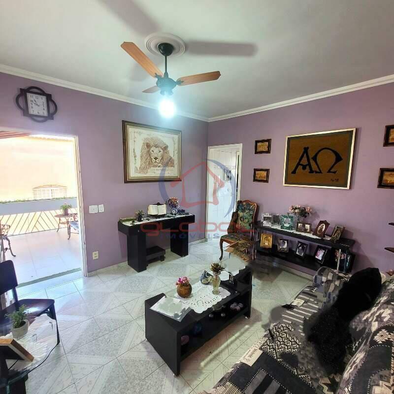 Casa, Alípio de Melo, 4 Quartos, 2 Vagas, 1 Suíte