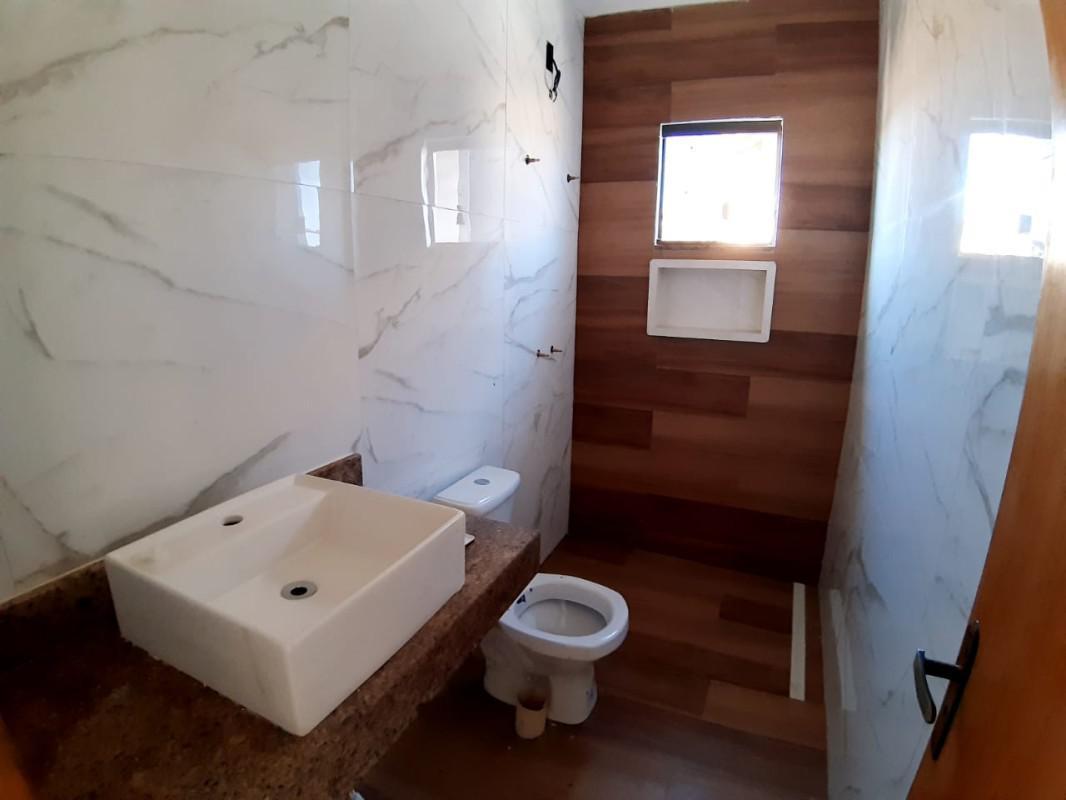 Casa, Acácias, 3 Quartos, 2 Vagas, 1 Suíte