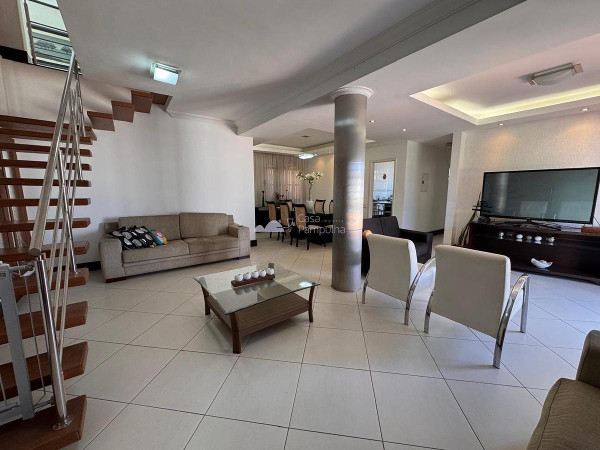 Casa, Itapoã, 4 Quartos, 8 Vagas, 3 Suítes