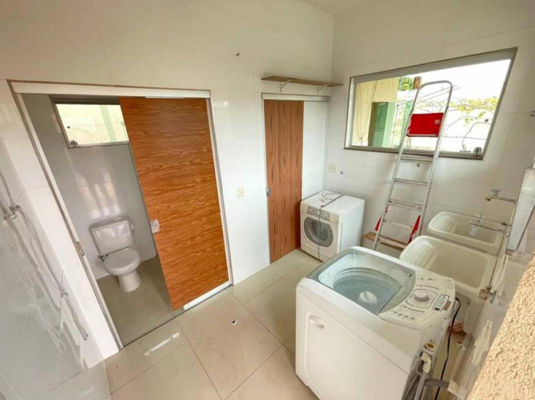 Casa, Trevo, 4 Quartos, 5 Vagas, 4 Suítes