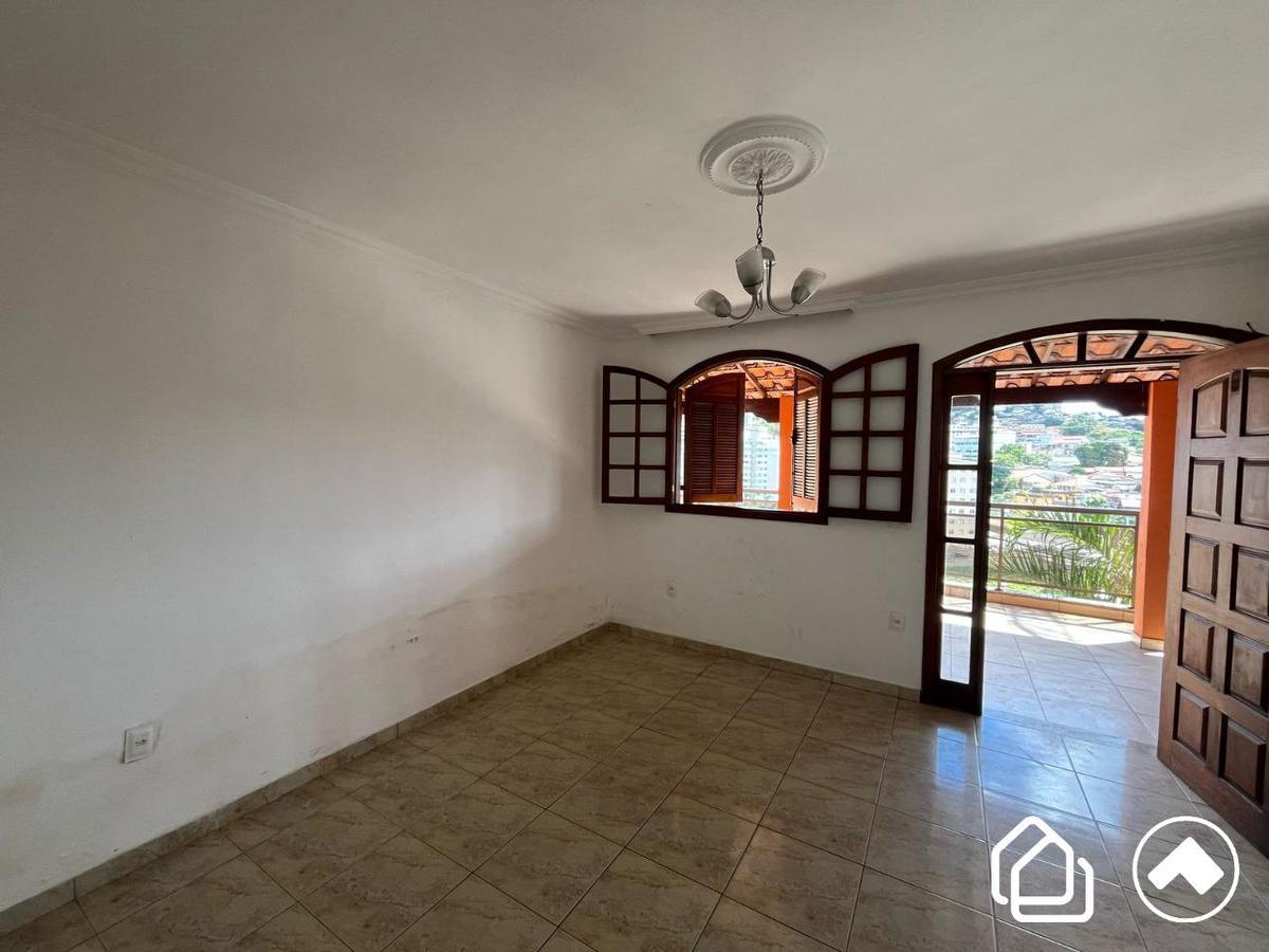 Casa, Buritis, 3 Quartos, 2 Vagas, 1 Suíte