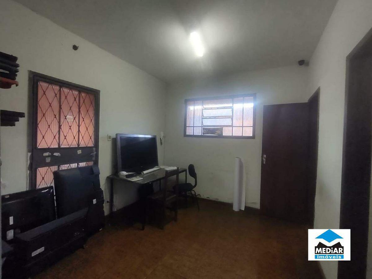 Casa, Sagrada Família, 5 Quartos, 6 Vagas, 1 Suíte