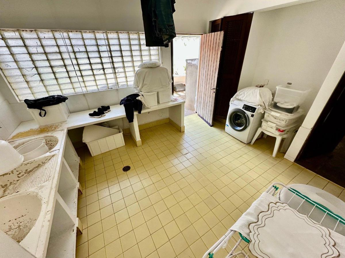 Casa, São Luiz (pampulha), 7 Quartos, 8 Vagas, 3 Suítes