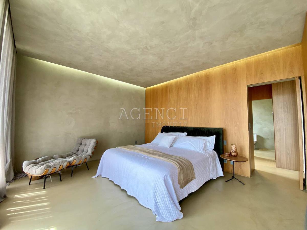 Casa, Alphaville - Lagoa dos Ingleses, 4 Quartos, 0 Vaga, 4 Suítes