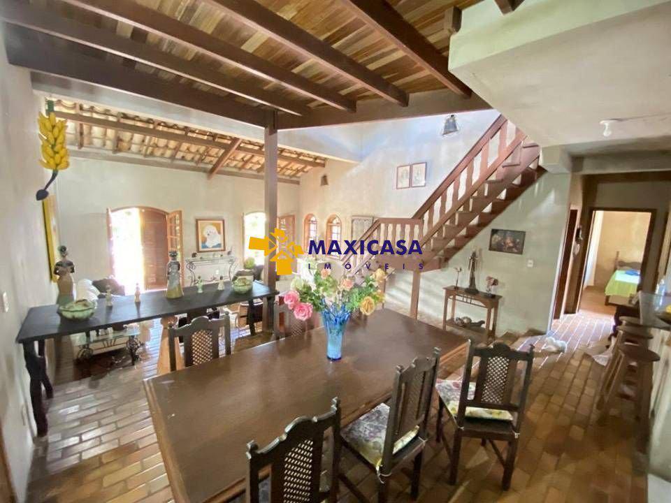 Casa, Trevo, 3 Quartos, 6 Vagas, 1 Suíte