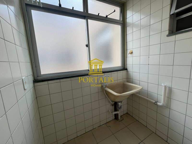 Apartamento, Fernão Dias, 2 Quartos, 2 Vagas