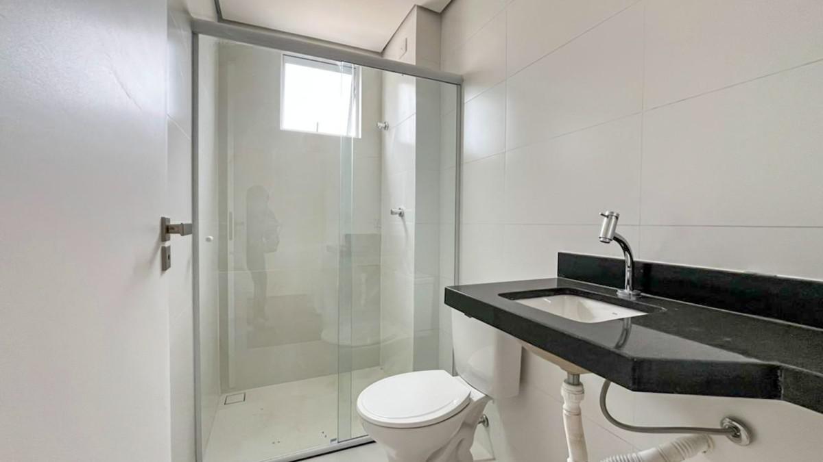 Apartamento, Sagrada Família, 3 Quartos, 2 Vagas, 1 Suíte