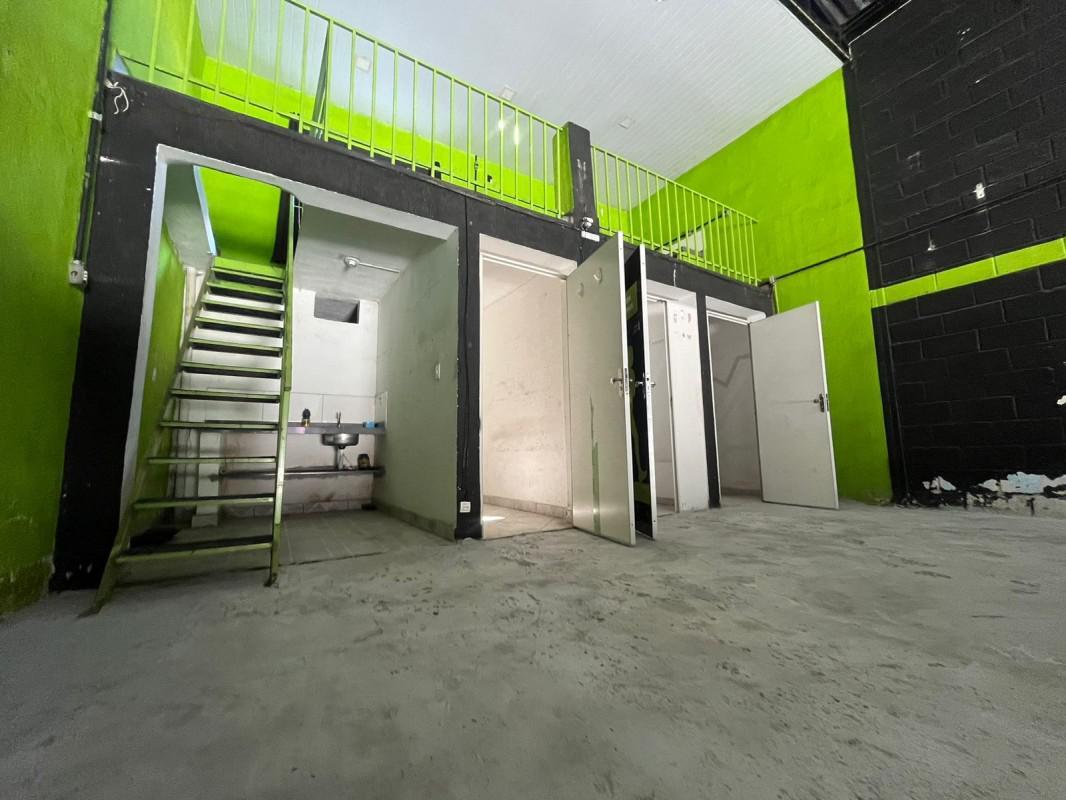 Galpão, Jardim Montanhês, 0 Quarto, 0 Vaga