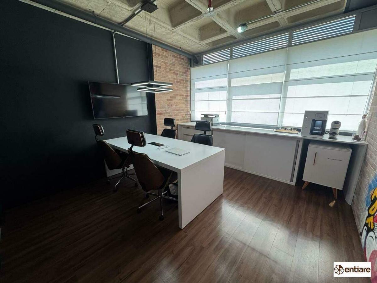 Sala, Funcionários, 0 Quarto, 1 Vaga