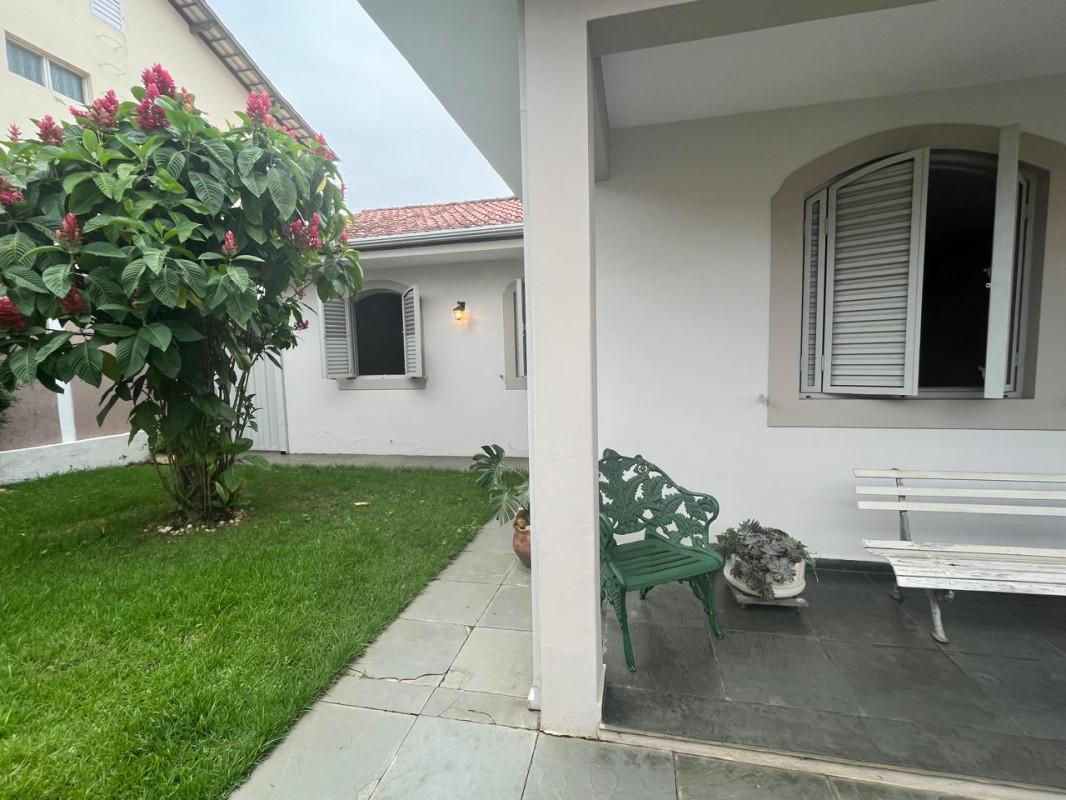 Casa, Alto dos Pinheiros, 3 Quartos, 3 Vagas, 1 Suíte