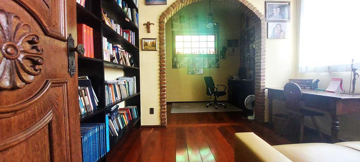 Casa, Padre Eustáquio, 5 Quartos, 11 Vagas, 1 Suíte