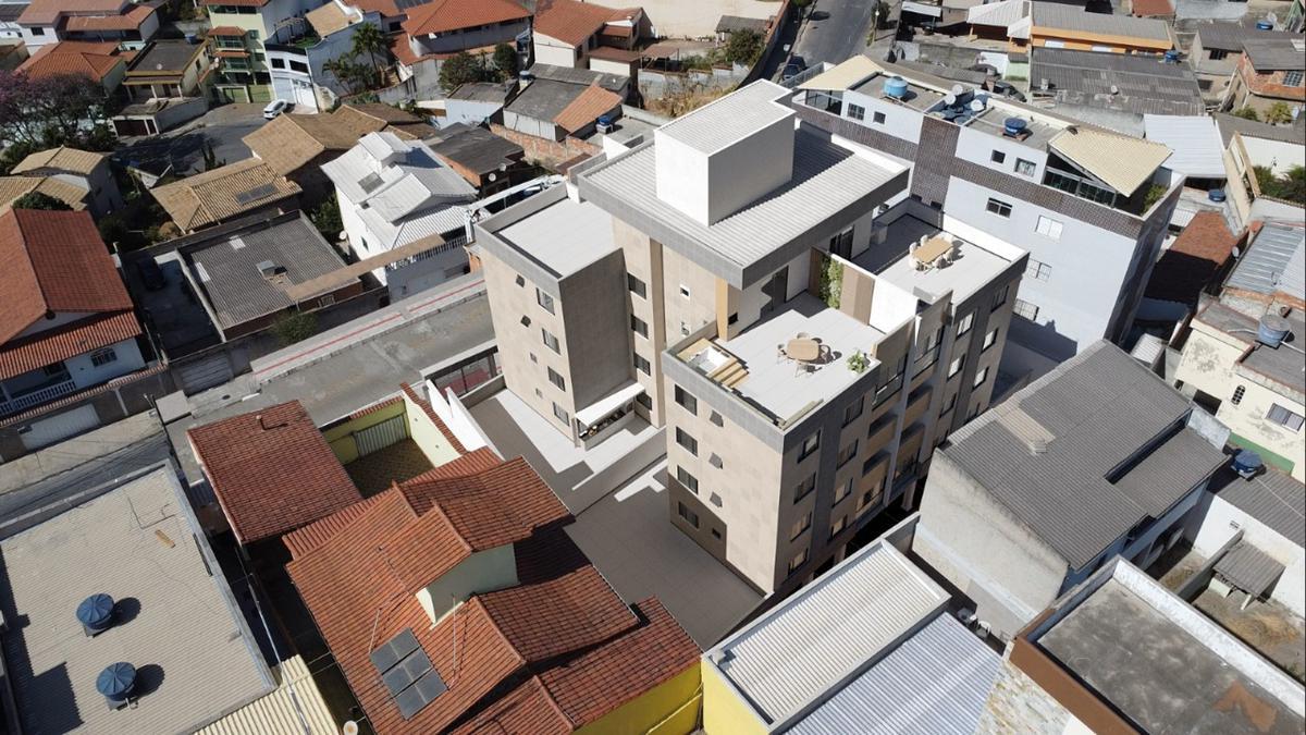 Cobertura, Tirol (barreiro), 3 Quartos, 2 Vagas, 1 Suíte