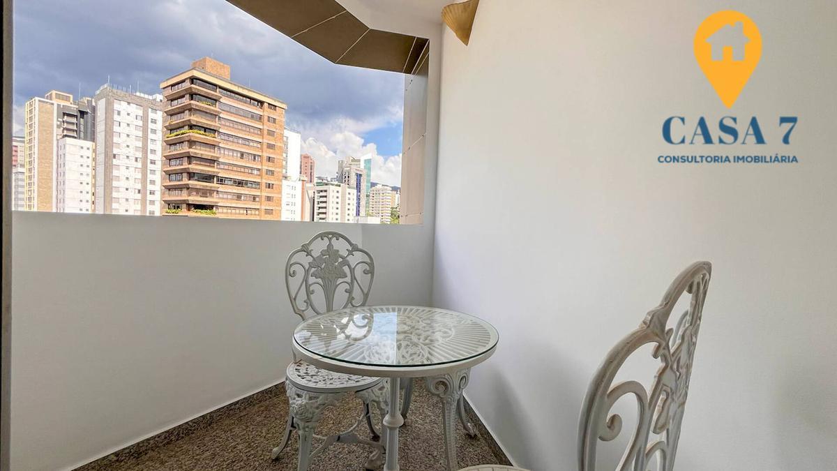 Apartamento, Funcionários, 2 Quartos, 1 Vaga, 1 Suíte