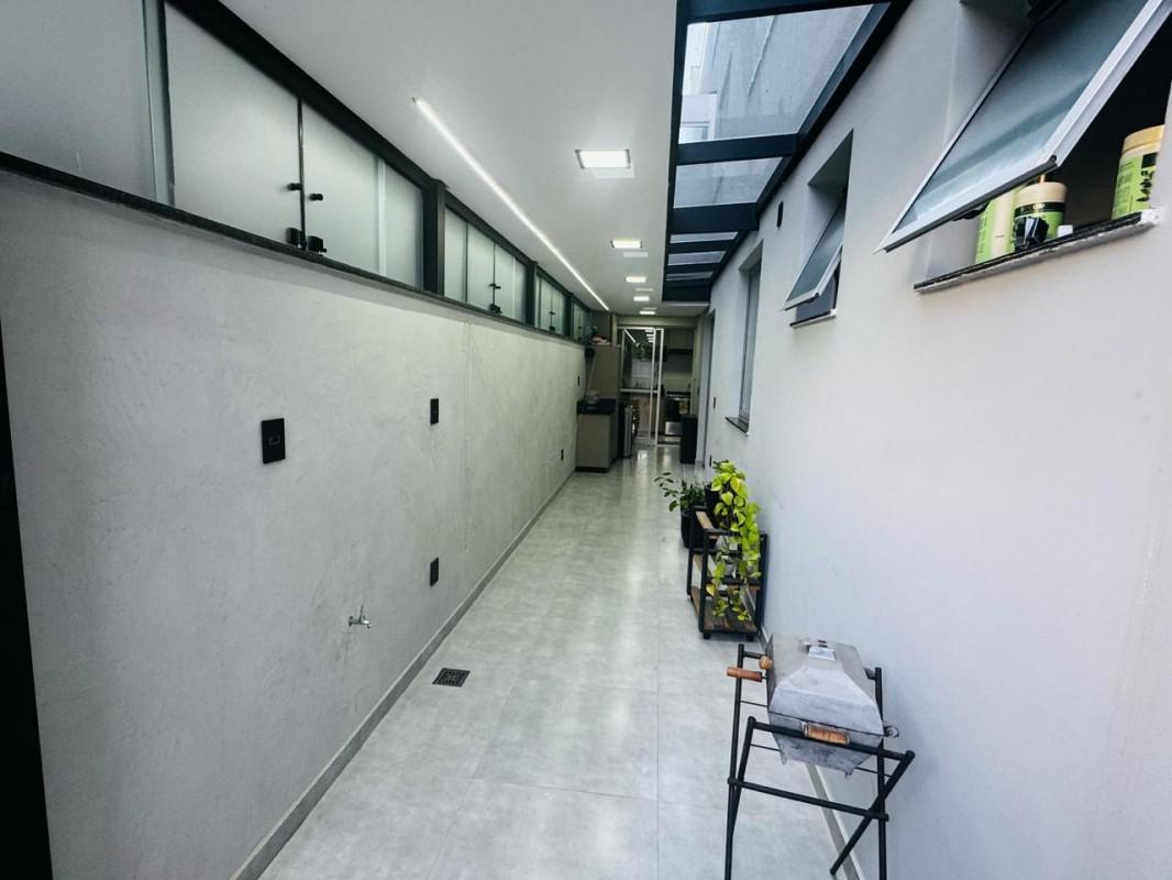 Apartamento, Europa, 2 Quartos, 1 Vaga