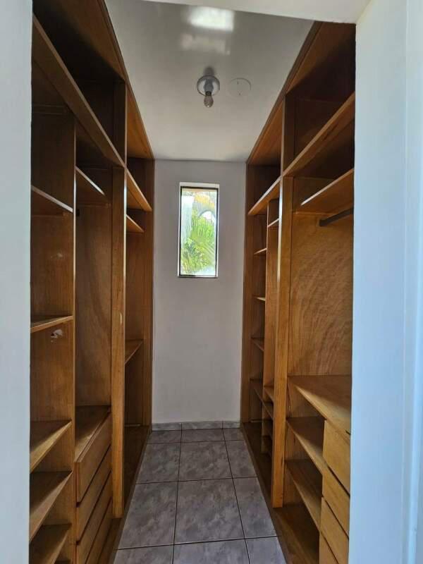 Casa, Camargos, 3 Quartos, 2 Vagas, 1 Suíte