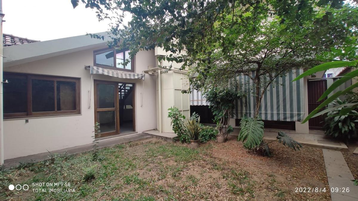 Casa, Santa Helena, 6 Quartos, 4 Vagas, 2 Suítes