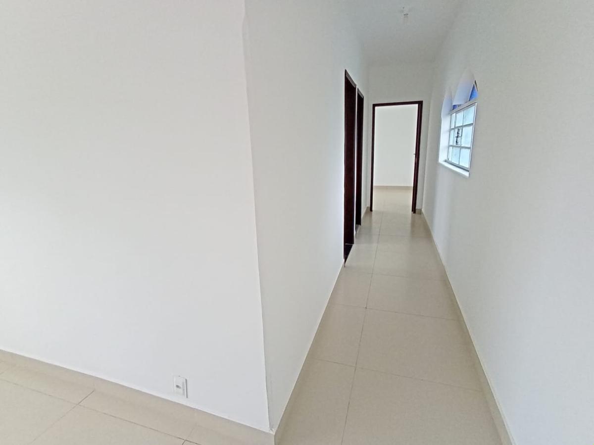 Casa Comercial, Santa Cruz, 0 Quarto, 0 Vaga