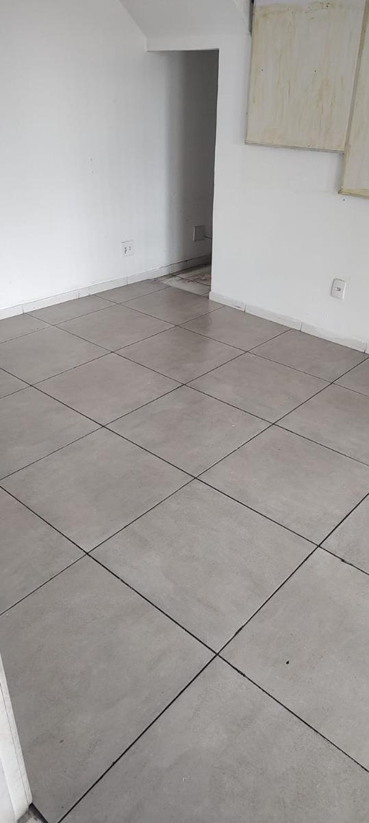 Andar, Santa Cruz, 1 Quarto, 0 Vaga