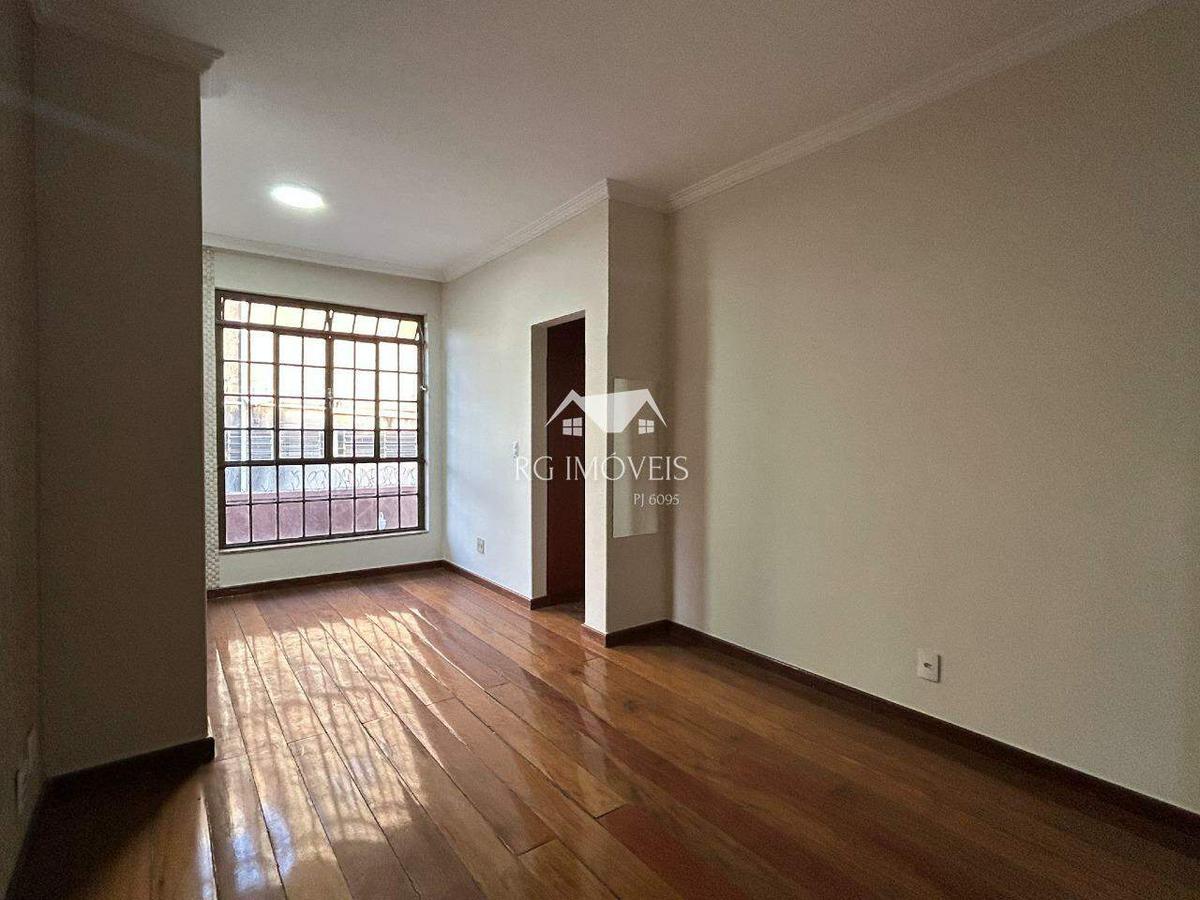 Casa, Tirol, 4 Quartos, 4 Vagas, 2 Suítes