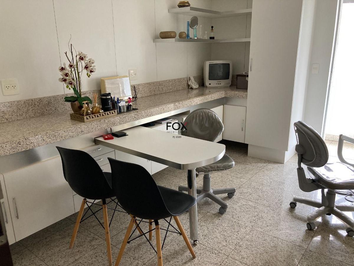 Sala, Funcionários, 0 Quarto, 1 Vaga