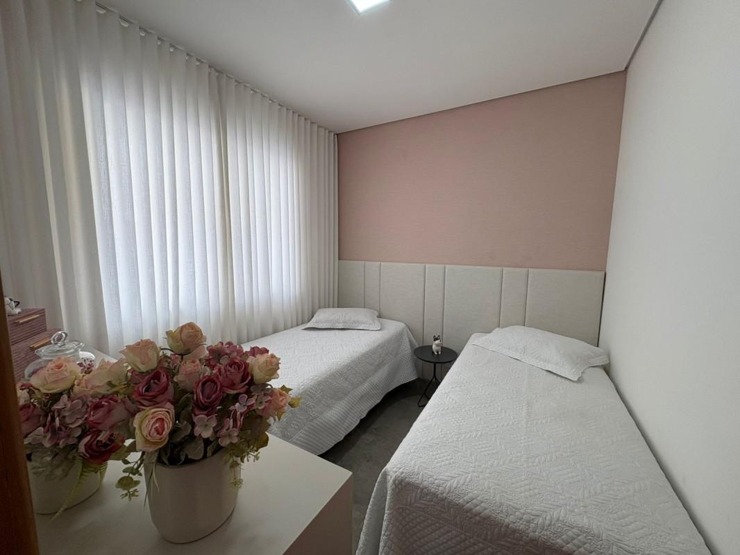 Casa, Masterville, 3 Quartos, 5 Vagas, 1 Suíte