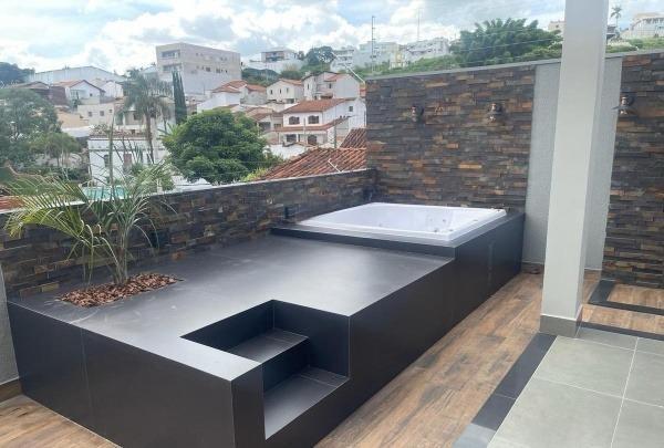 Casa, Campos Elíseos, 4 Quartos, 5 Vagas, 2 Suítes