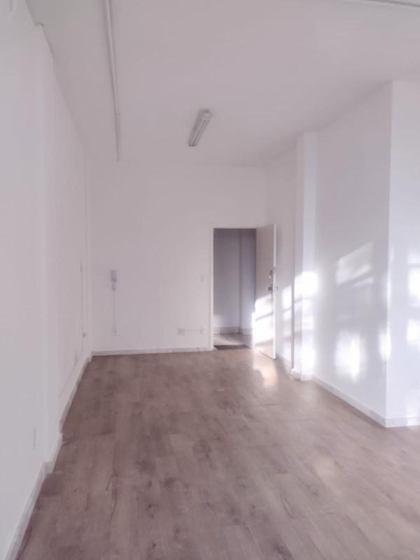 Sala, Barro Preto, 0 Quarto, 0 Vaga
