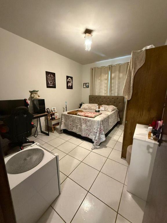 Casa, Vitória, 2 Quartos, 5 Vagas