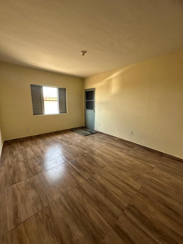 Casa, Jardim Corcetti I, 2 Quartos, 1 Vaga, 1 Suíte