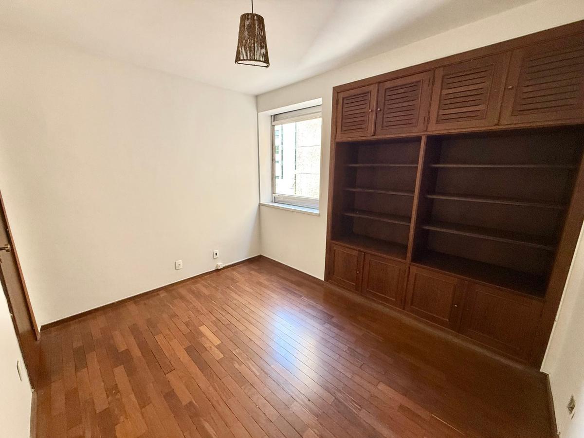 Apartamento, São José, 4 Quartos, 2 Vagas, 1 Suíte