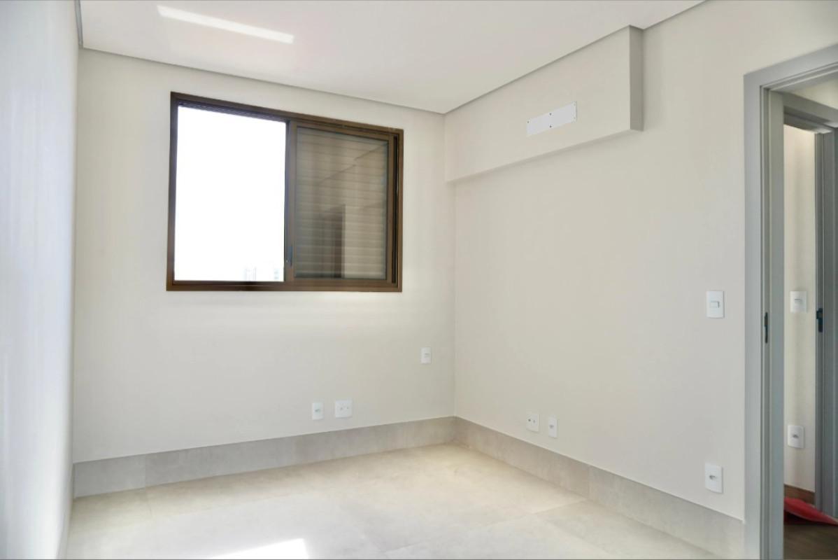 Cobertura, Prado, 3 Quartos, 4 Vagas, 1 Suíte